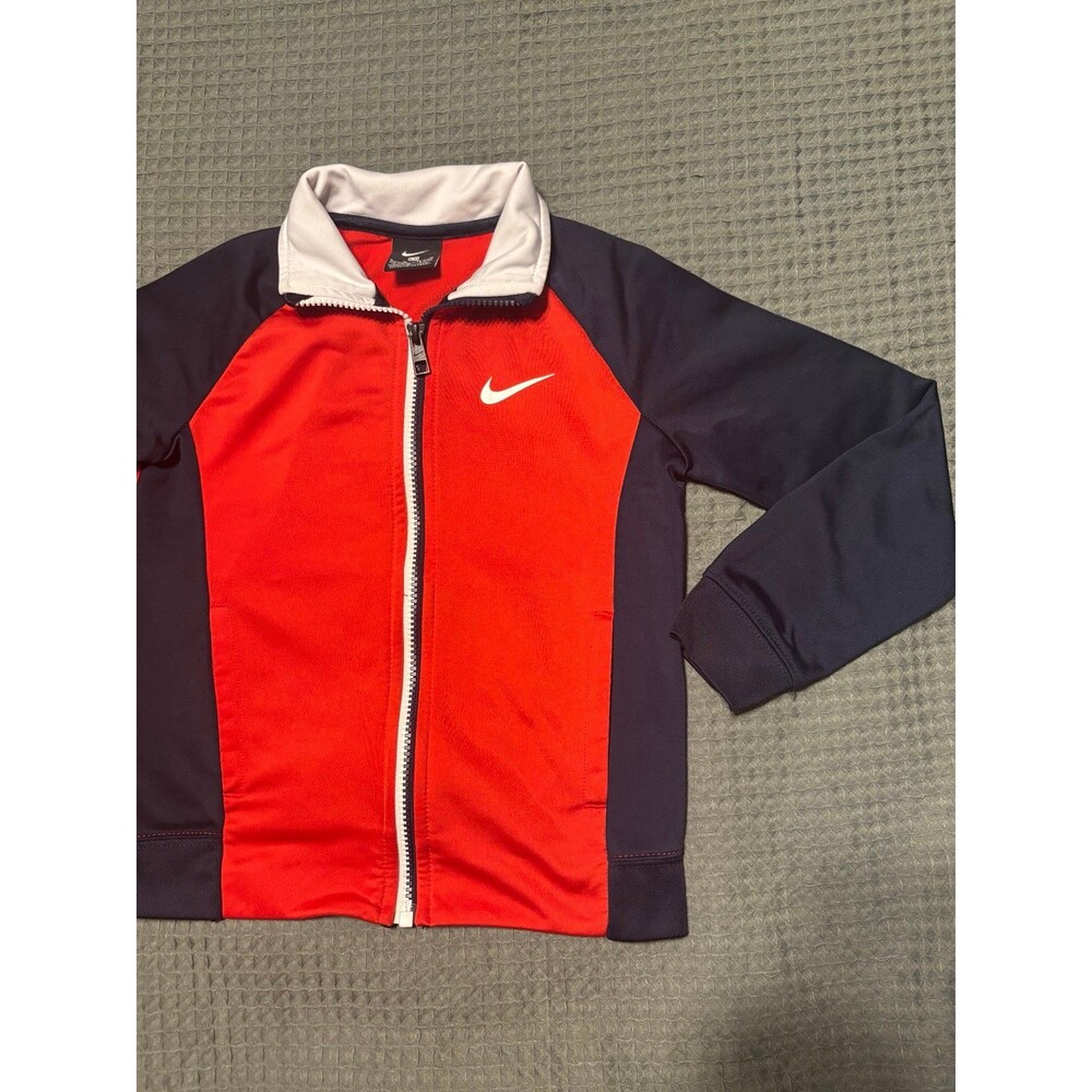 Boys Nike Size 6 Pullover